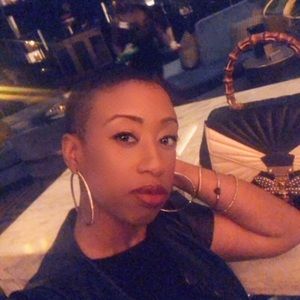 Meet your Posher, Astrine